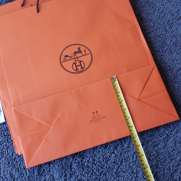Extra Large Hermes Shopping Bag - Picture 4 of 6